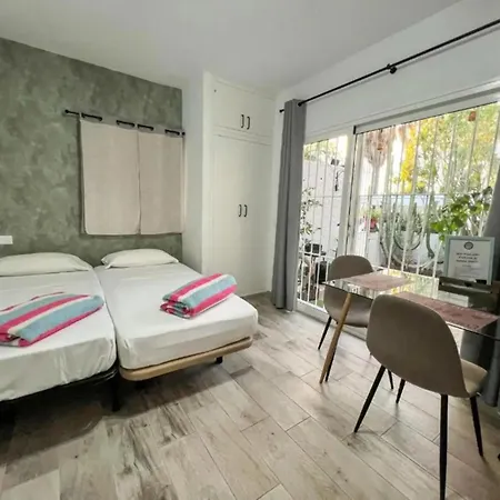 Apartment Moderno Estudio Con Jardin Con Bbq Y Piscina En